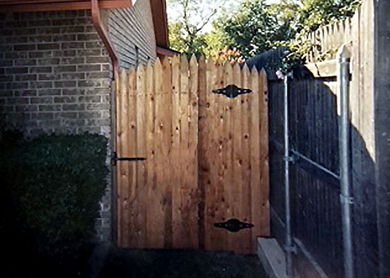 Custom Gate & Posts