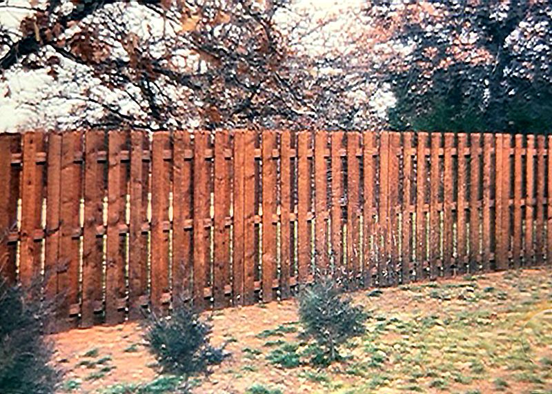 Shadowbox Picket Fence